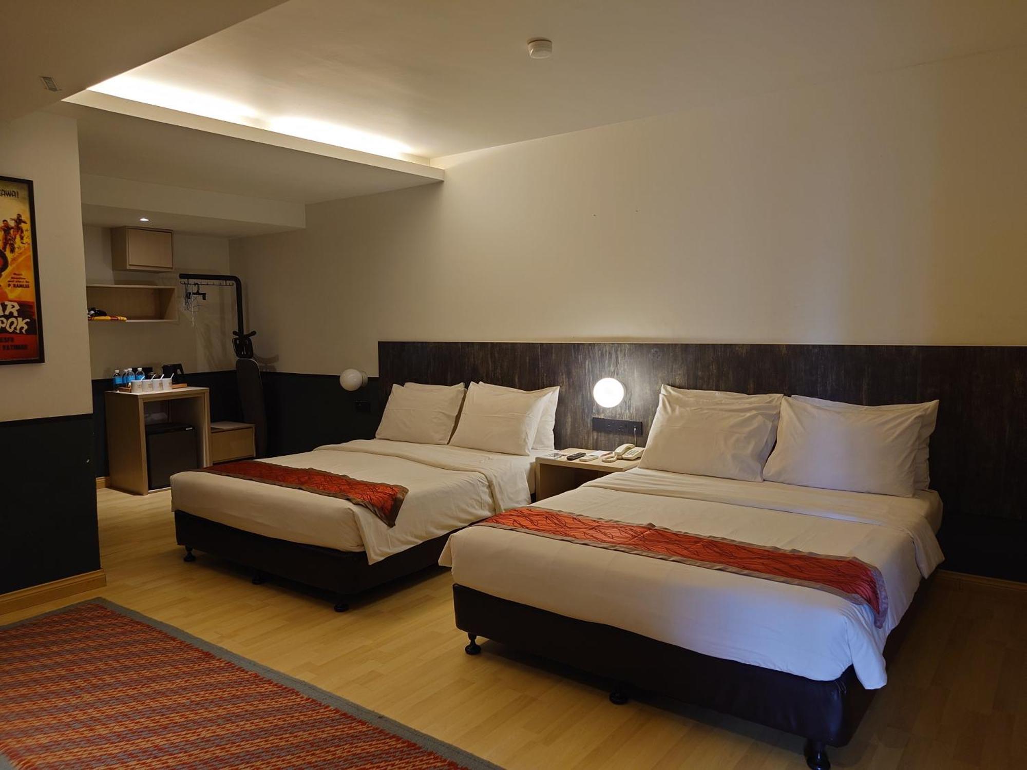 Katel Kuala Lumpur Formally Known As K Hotel מראה חיצוני תמונה