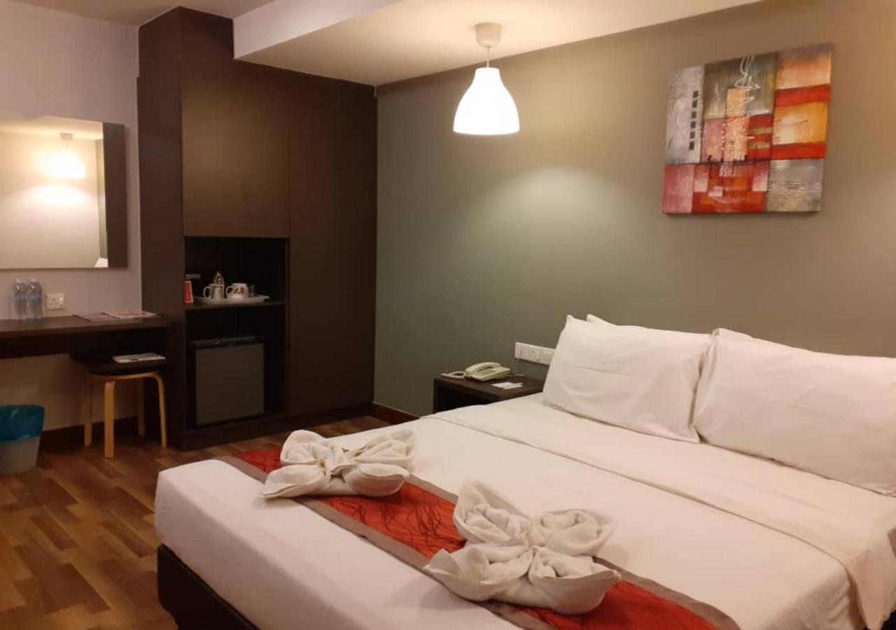 Katel Kuala Lumpur Formally Known As K Hotel מראה חיצוני תמונה